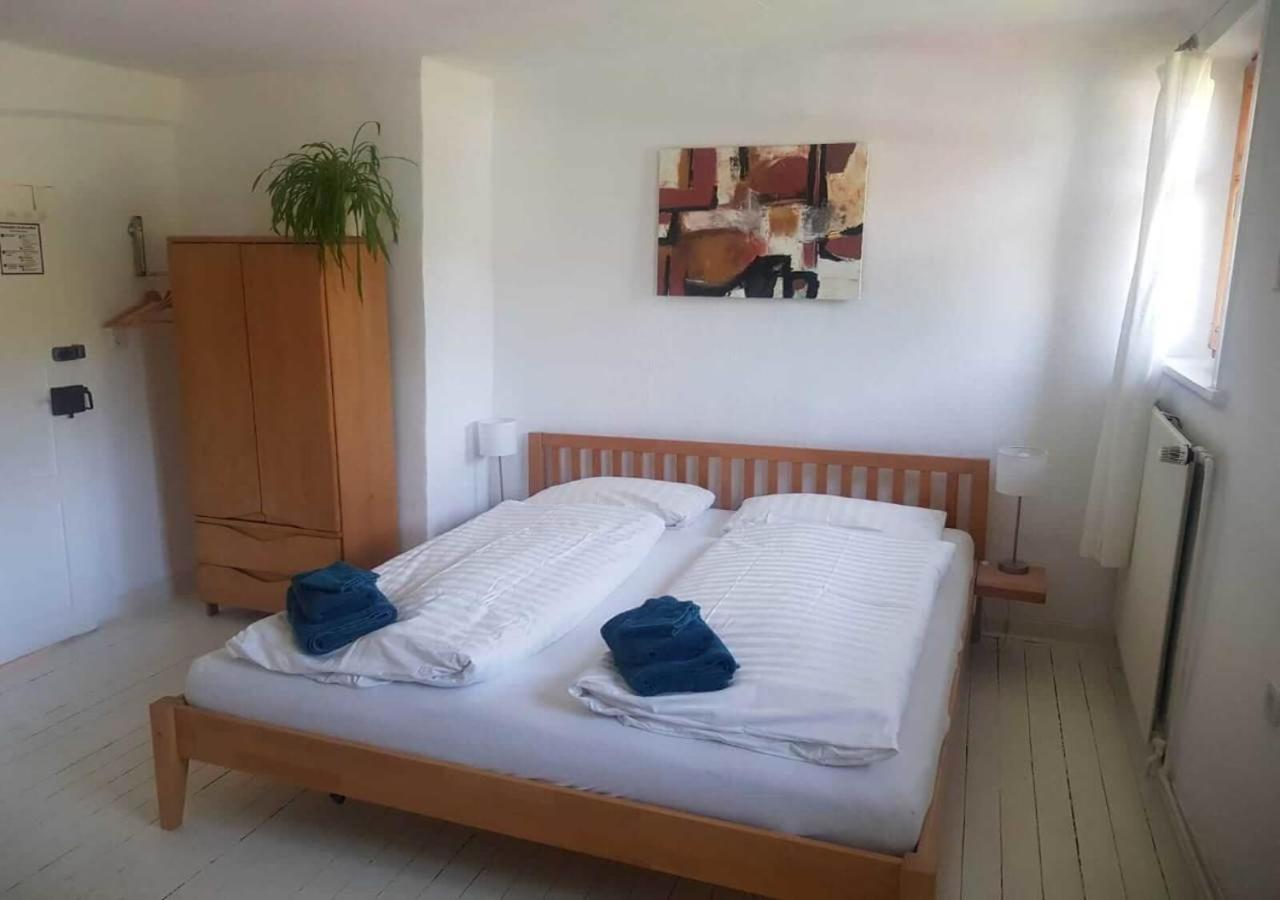 Aeltestes Haus In Quentel - Ferienwohnung 1 Mit Kleinem Garten Lichtenau Exteriér fotografie